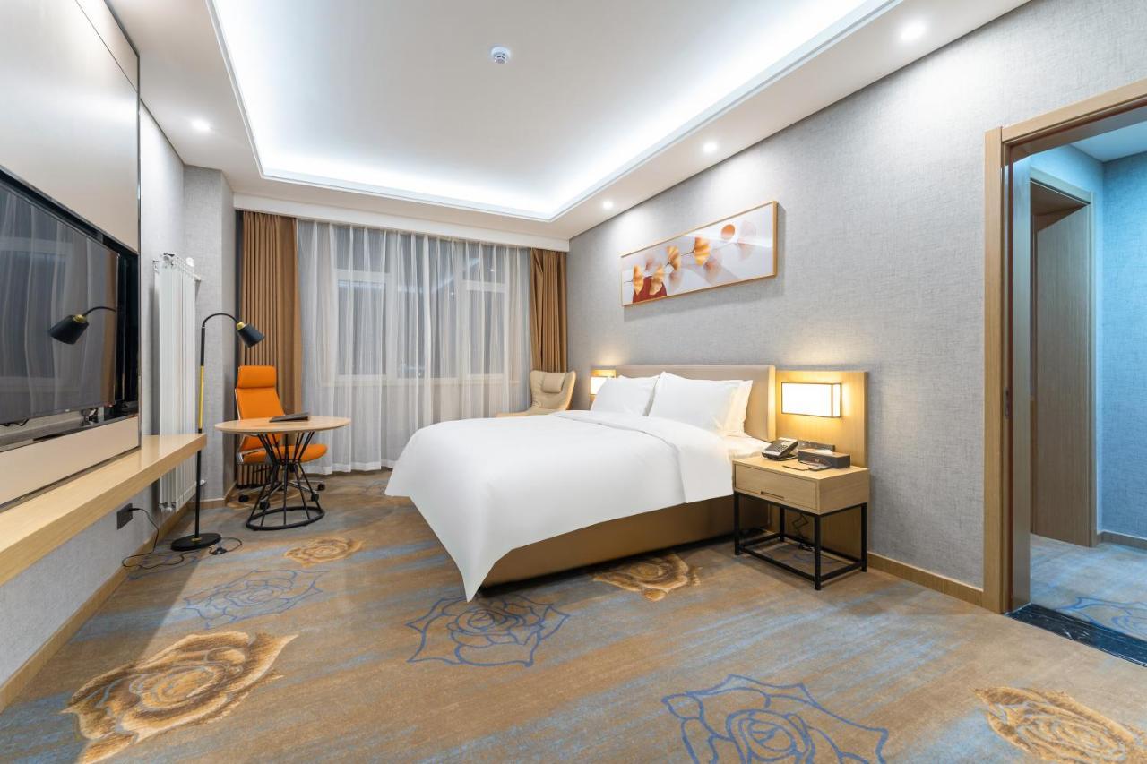 Joy Fall Hotel Jiaozhou Esterno foto